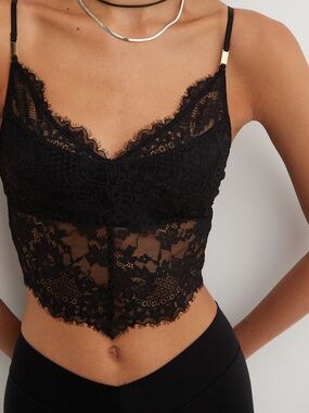 Aerie Show Off Lace Corset Bra Top in Black